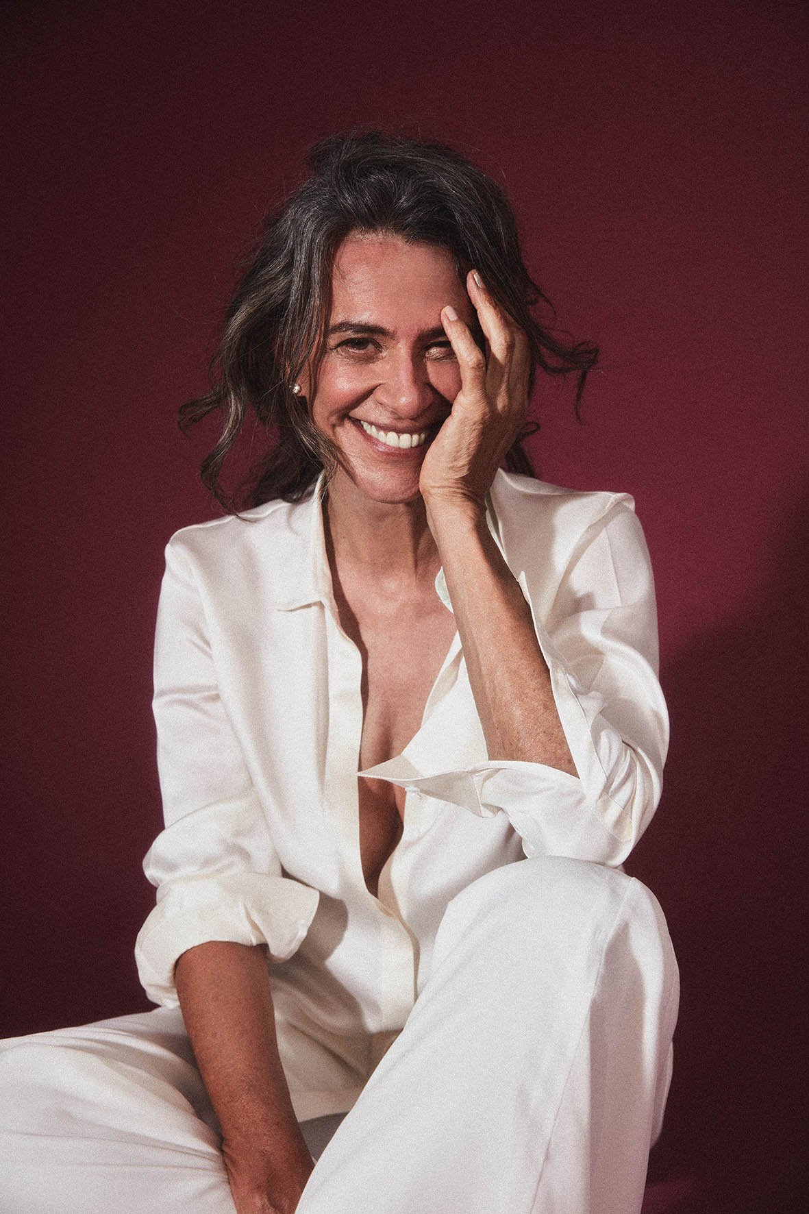 A cantora Simone em foto de divulgação da turnê.