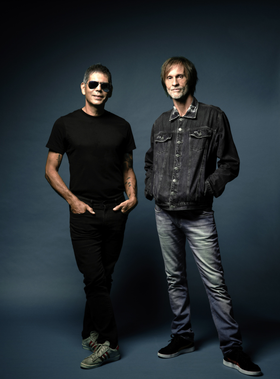 Dado e Bonfá posam para foto