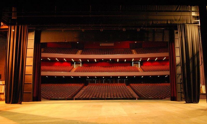Abertas as inscrições para 41ª edição do Troféu Gralha Azul, uma das mais importantes premiações do teatro paranaense.