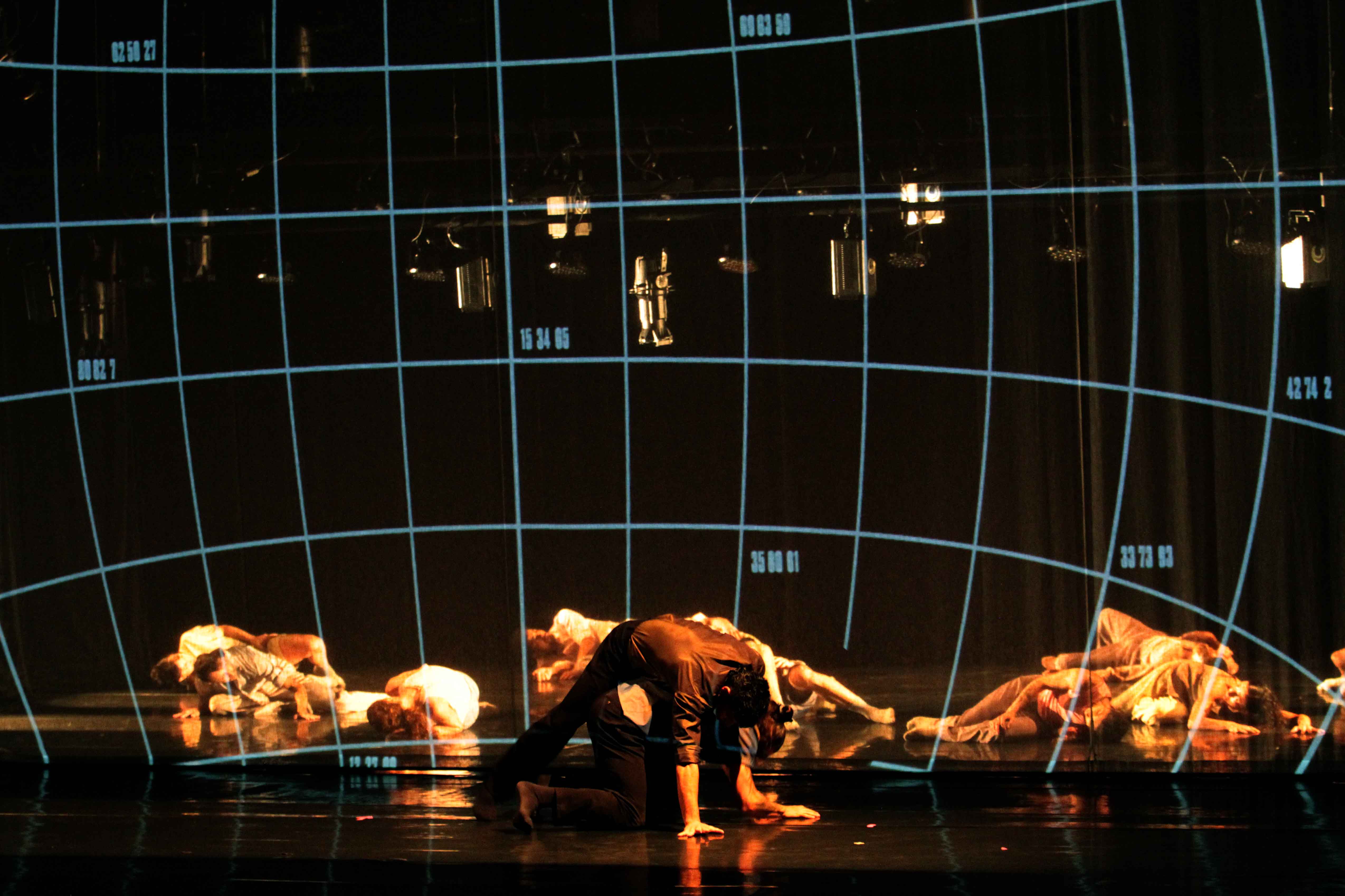 Ensaio aberto: V.I.C.A. e Castelo