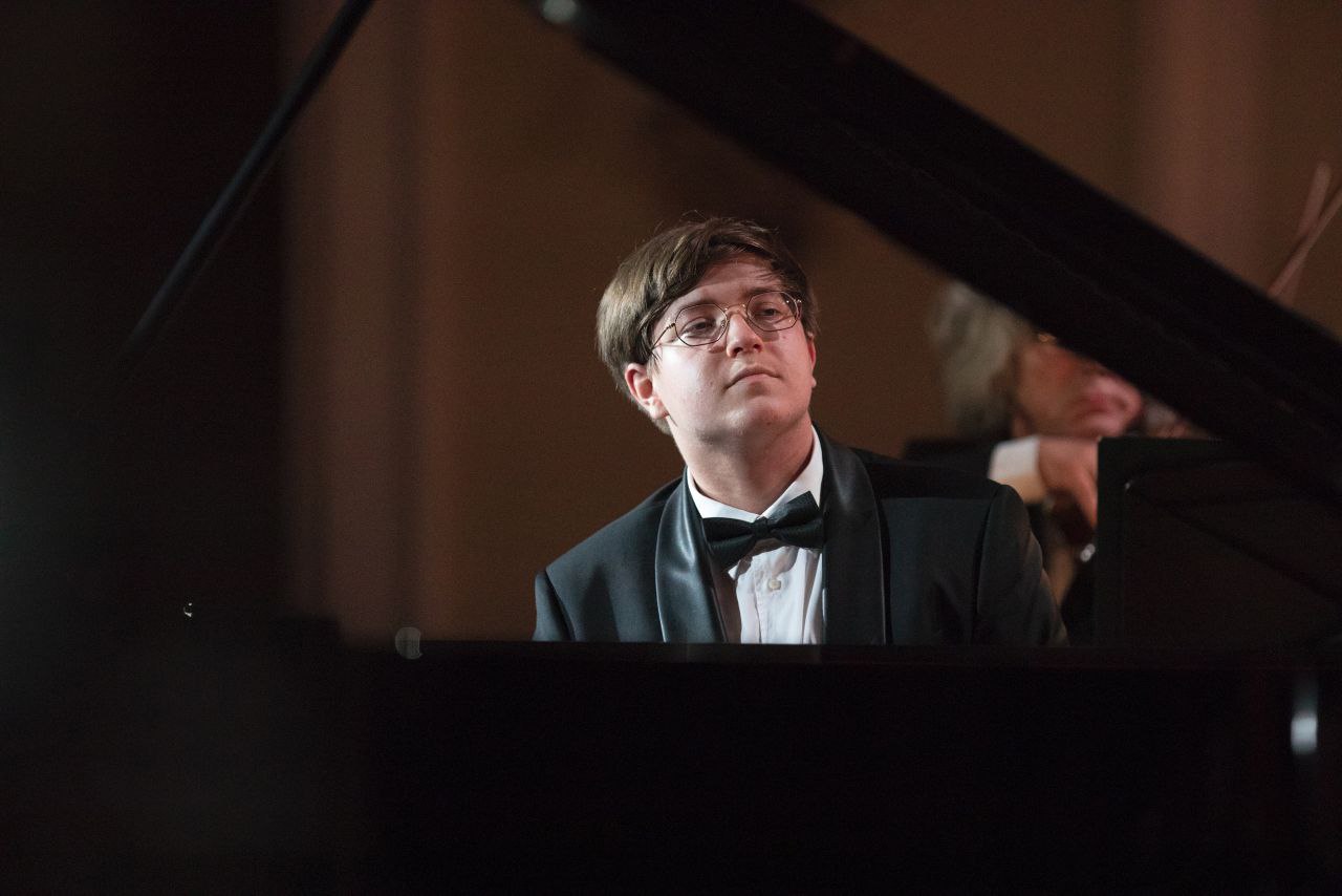 Pianista convidado Estefan Iatcekiw