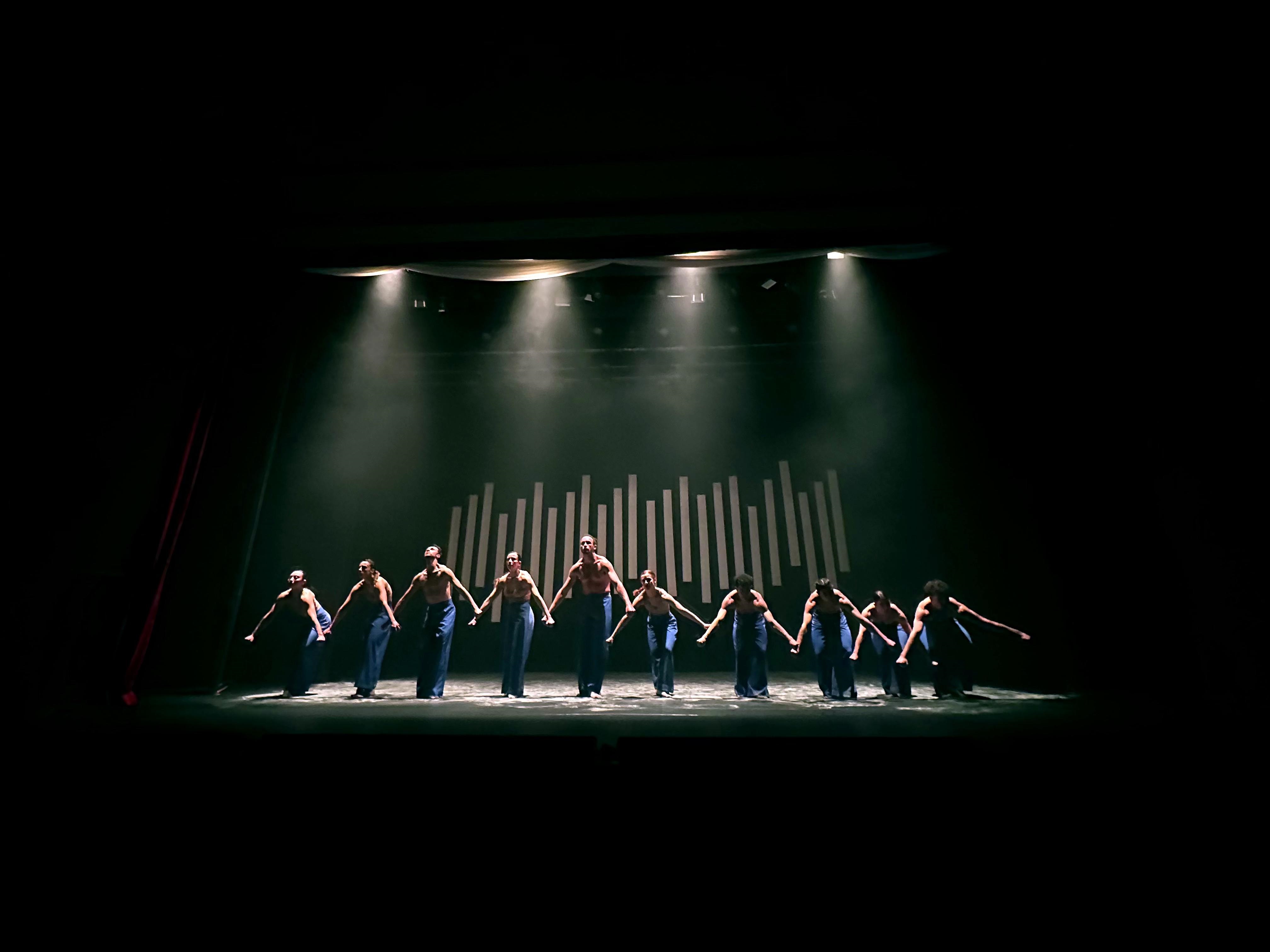 Balé Teatro Guaíra lota duas apresentações em Jacarezinho e emociona público do 20º Festival EnCena
