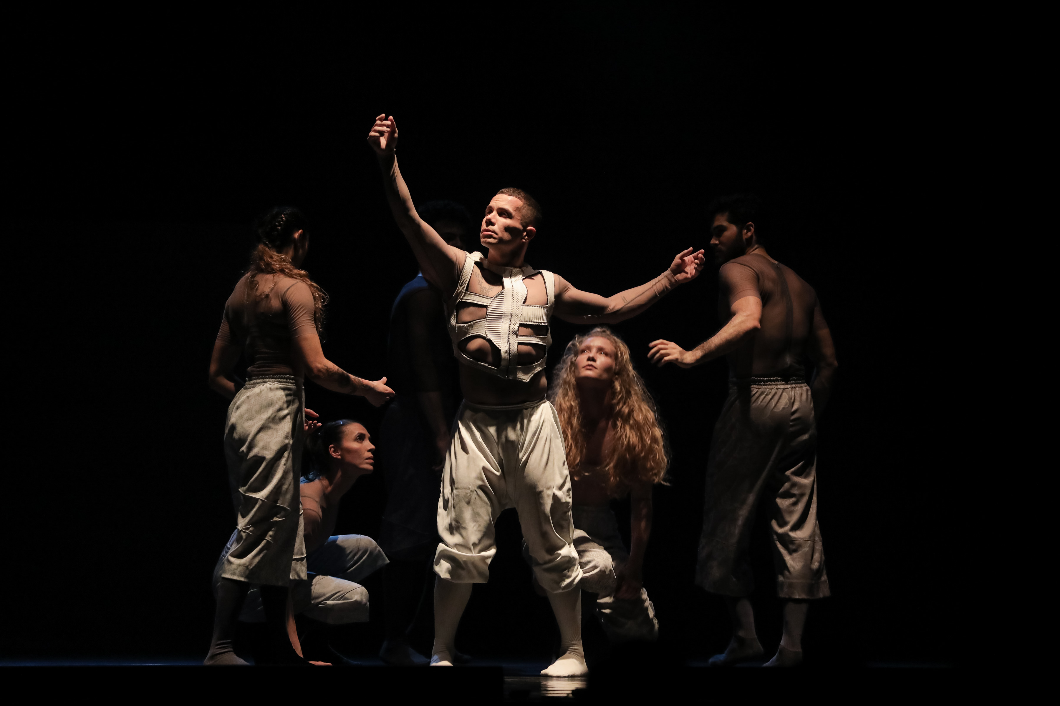 Balé Teatro Guaíra apresenta espetáculo que concorre a prêmio nacional em novembro, no Guairão