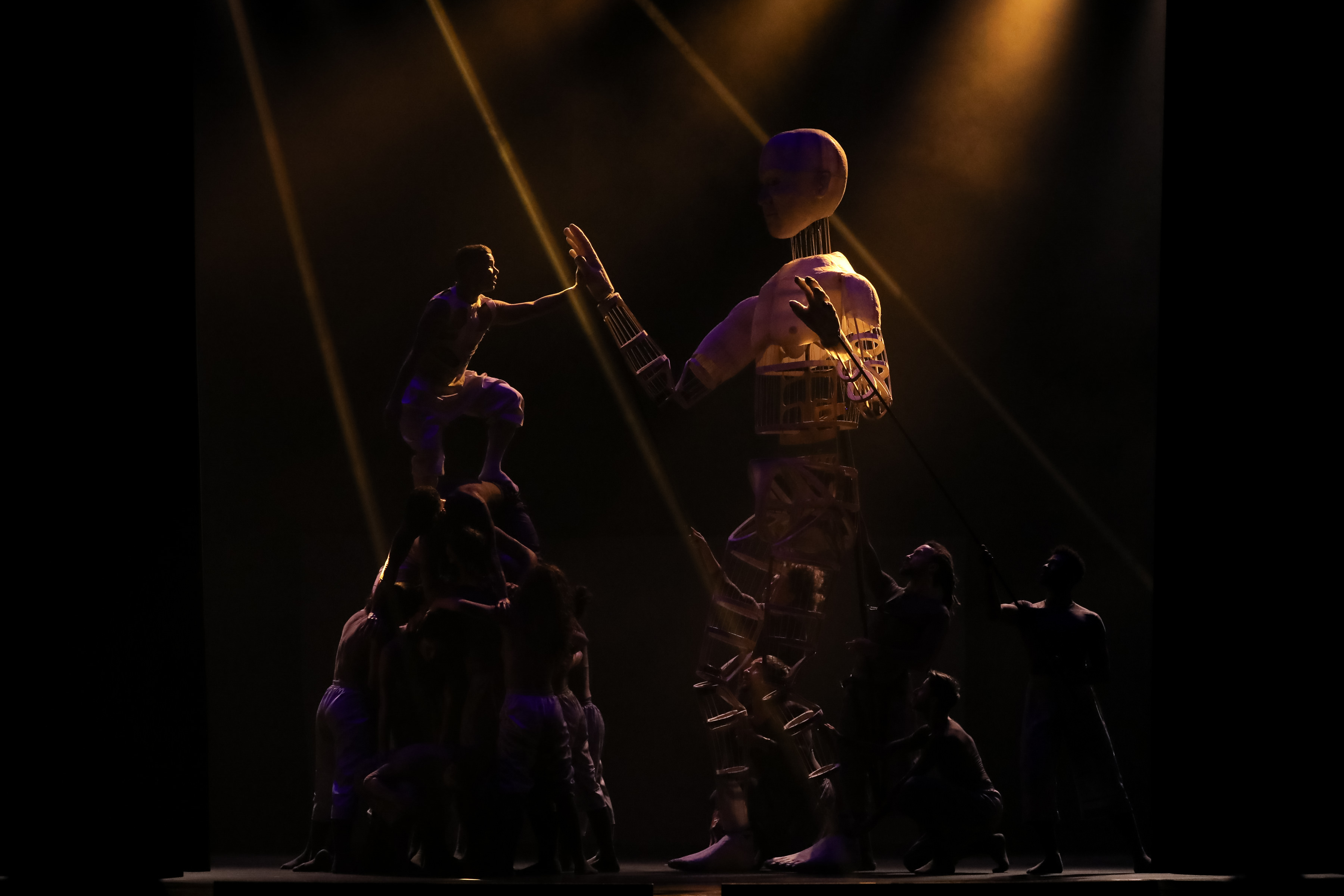 Balé Teatro Guaíra apresenta espetáculo que concorre a prêmio nacional em novembro, no Guairão