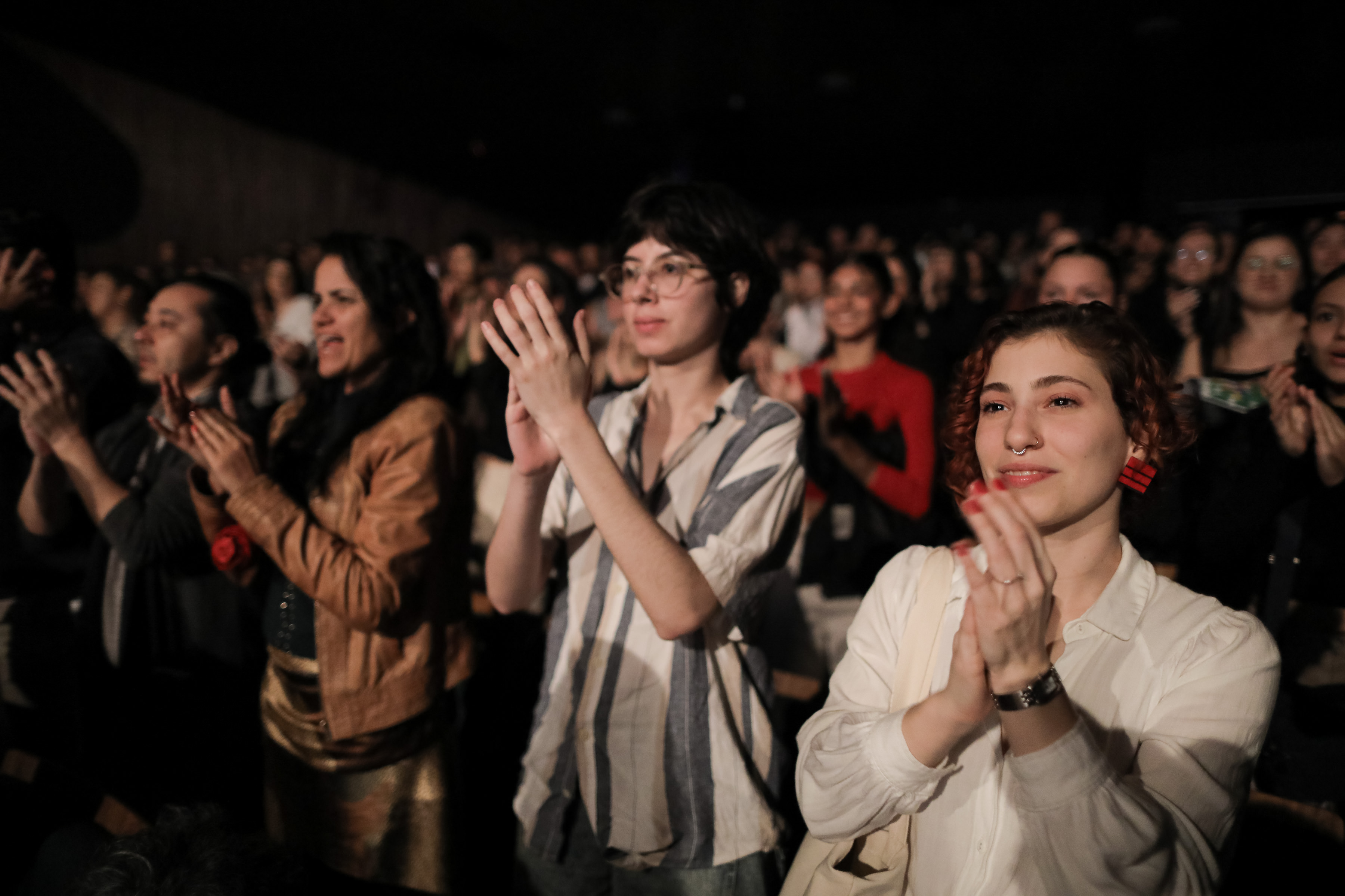 Balé Teatro Guaíra emociona plateia lotada na abertura do Festival de Dança de Londrina