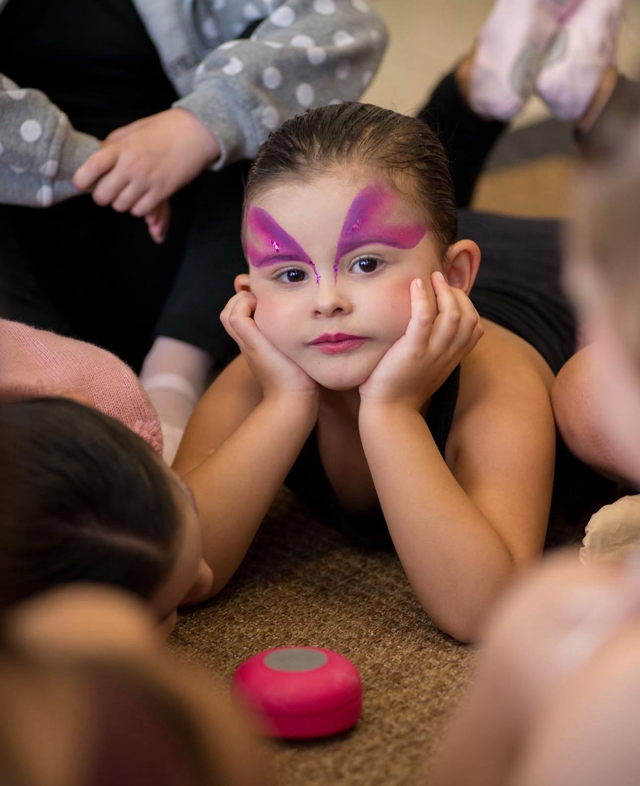  Escola Kaesemodel de Danças apresenta "Homenagem ao Cirque du Soleil" no Guairinha
