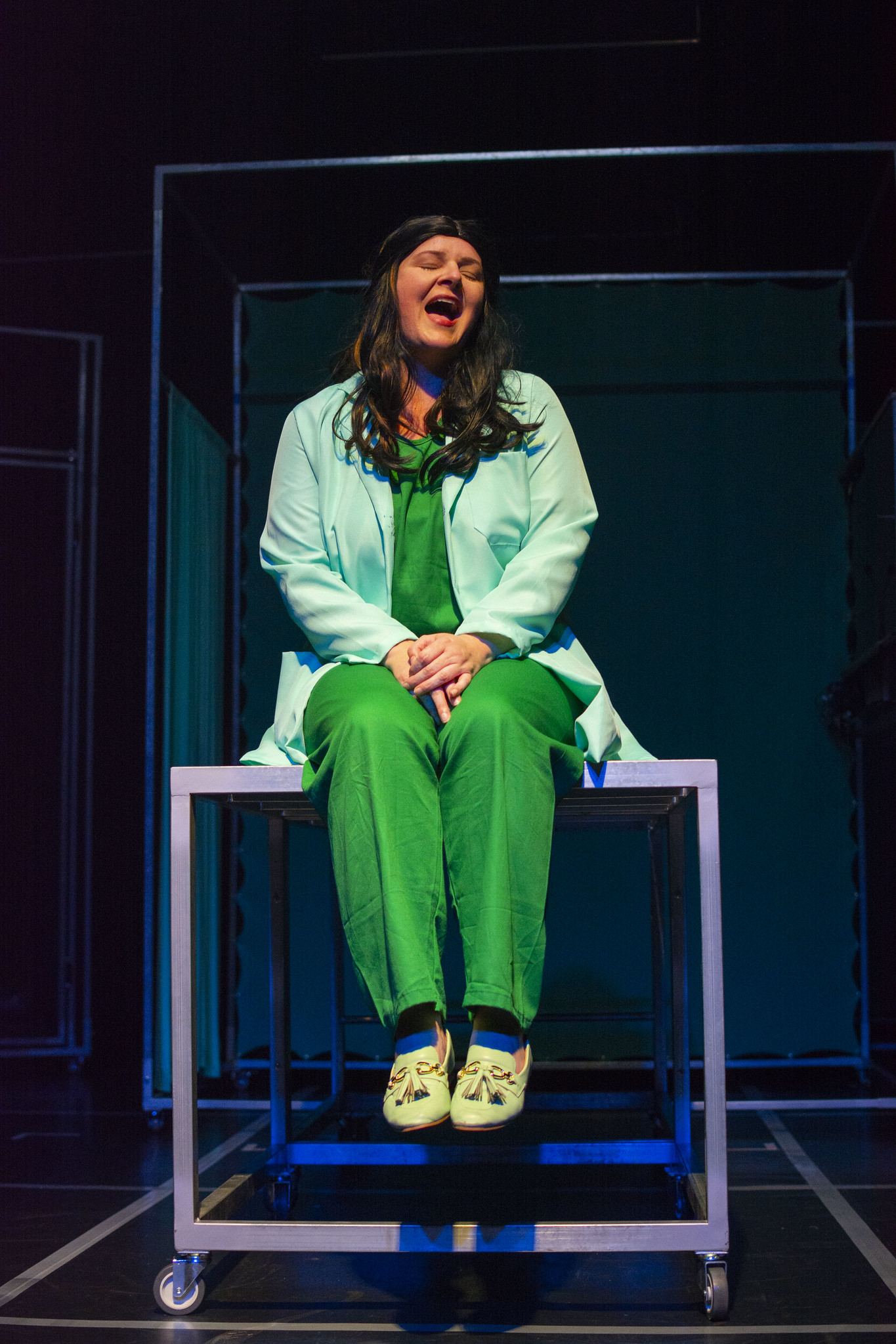 Grupo Antropofocus apresenta comédia "Pela Hora da Morte" no Teatro Zé Maria