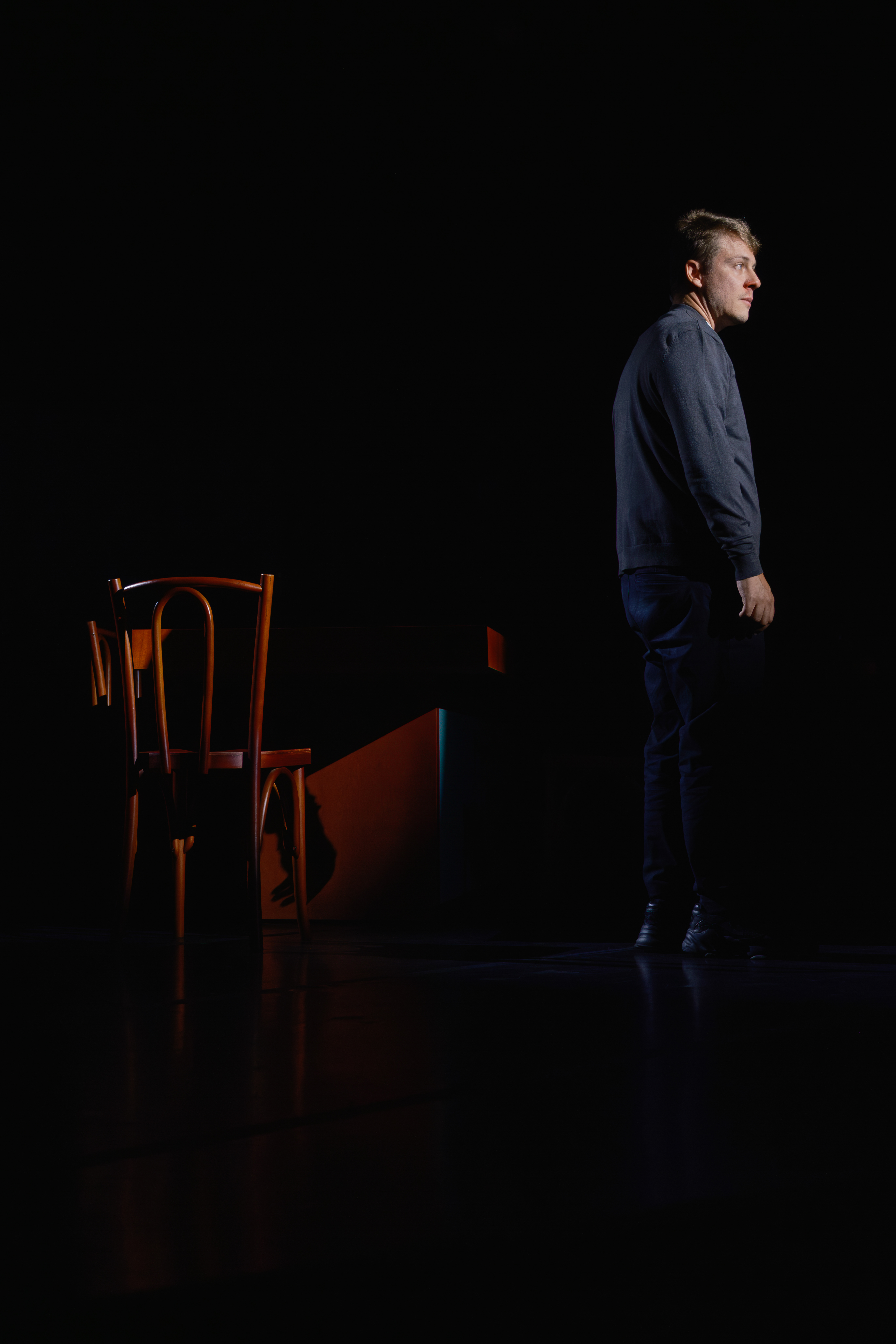 Malu Galli estrela “Mulher em Fuga”, espetáculo inspirado na obra de Édouard Louis, no Guairinha