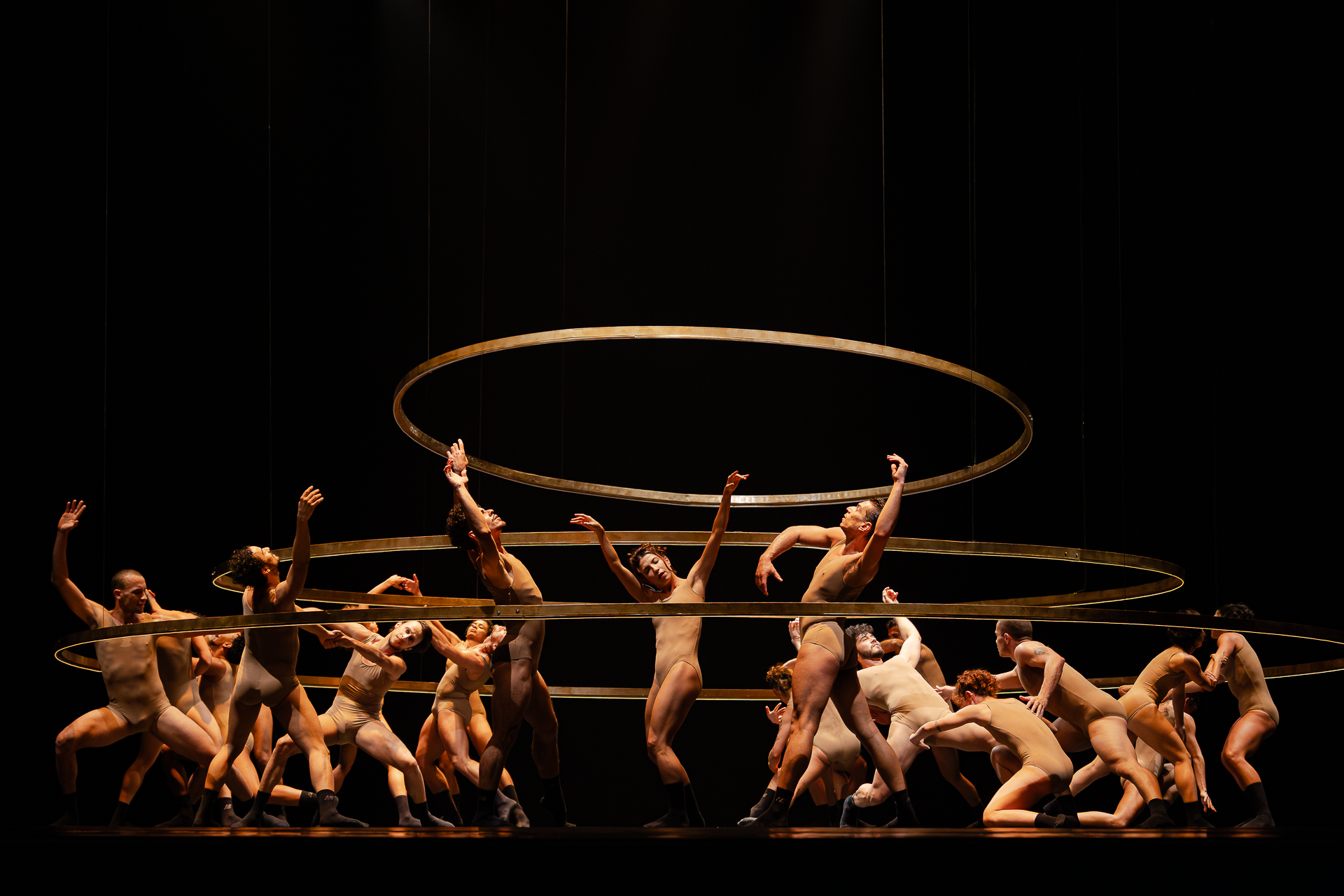 “Tempo de Movimento”: novo espetáculo une Balé Teatro Guaíra e Orquestra Sinfônica do Paraná