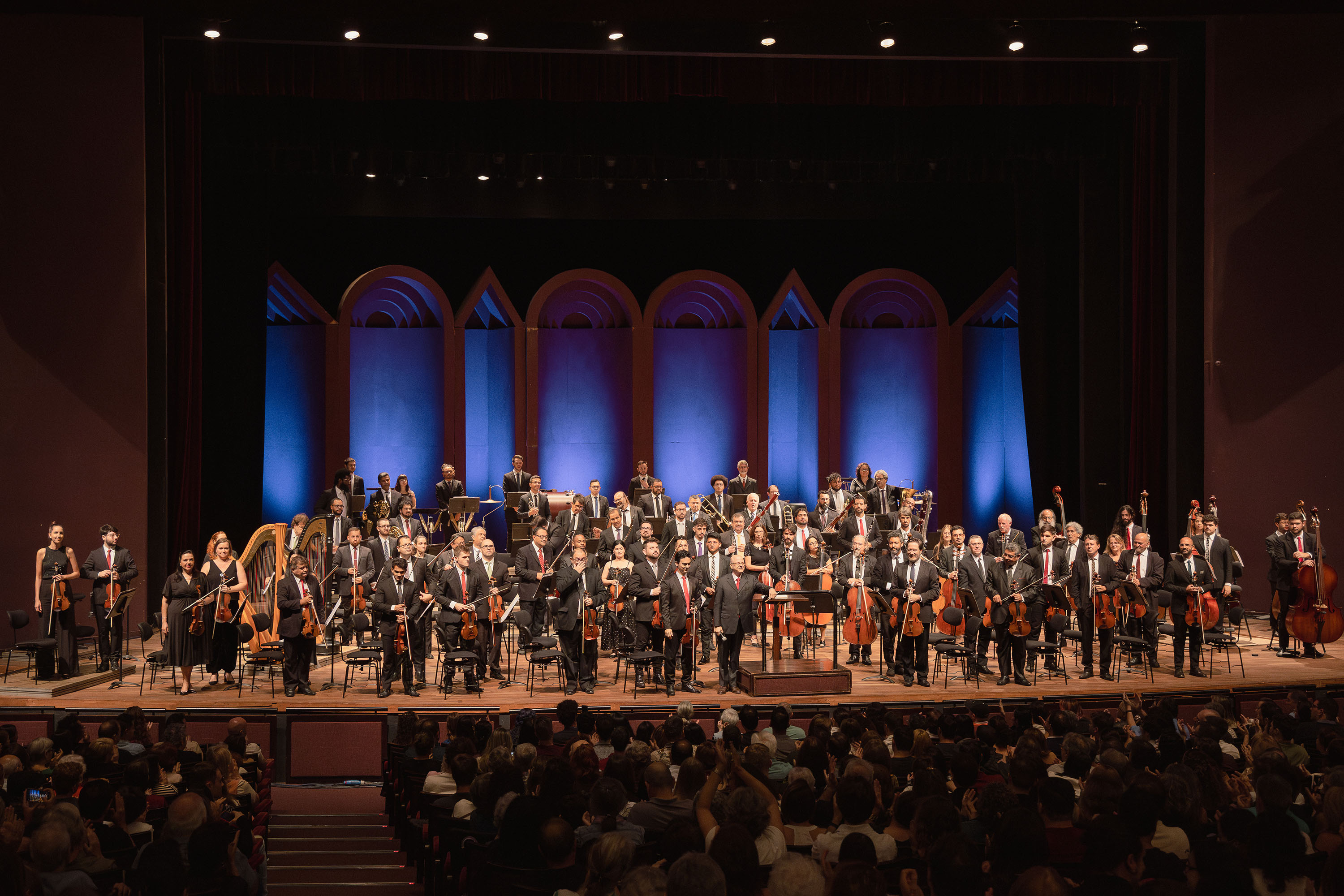 A Orquestra Sinfônica do Paraná em mais uma apresentação da Série Ouro traz ao palco do Guaírão o universo de Gershwin. 