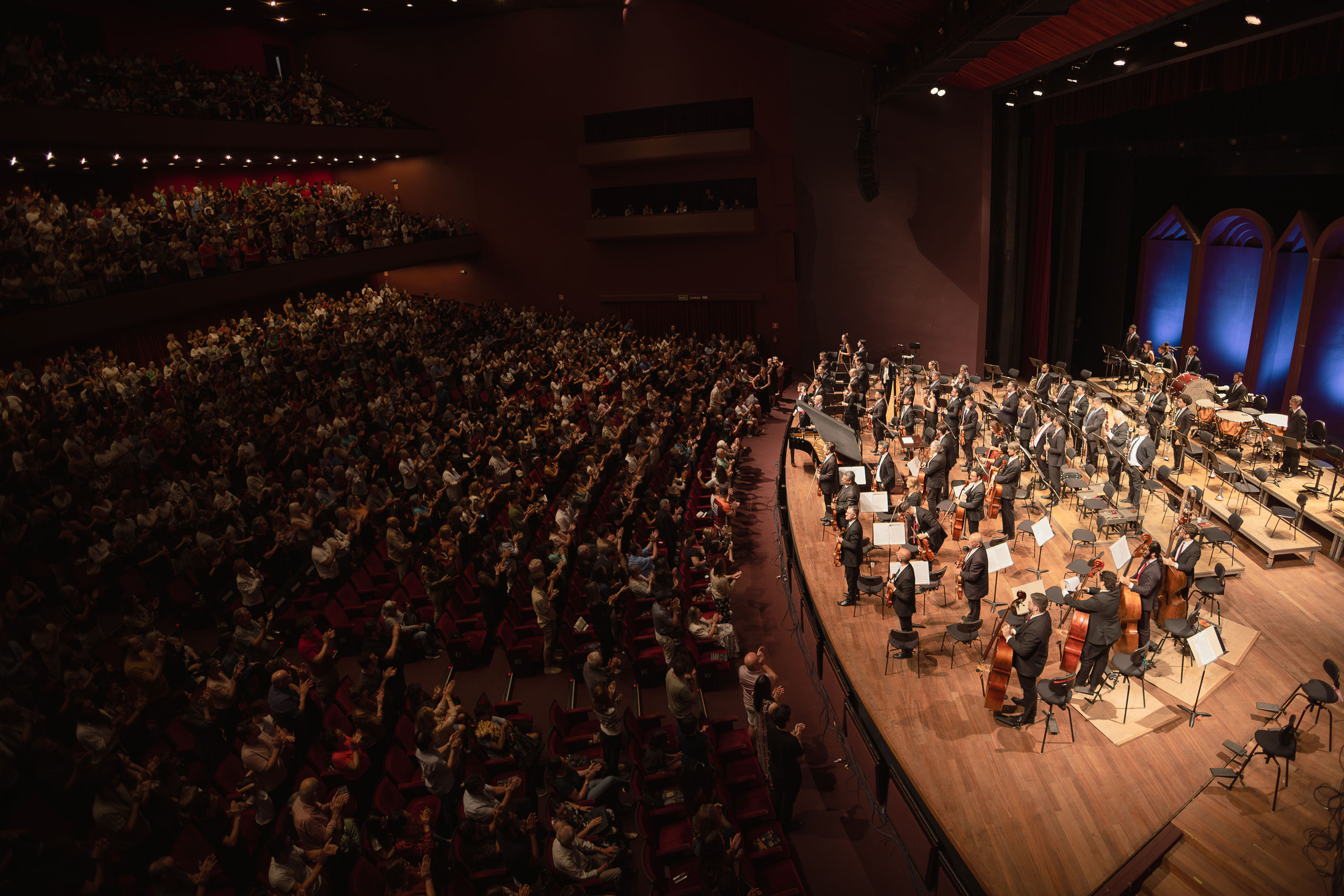 A Orquestra Sinfônica do Paraná em mais uma apresentação da Série Ouro traz ao palco do Guaírão o universo de Gershwin.