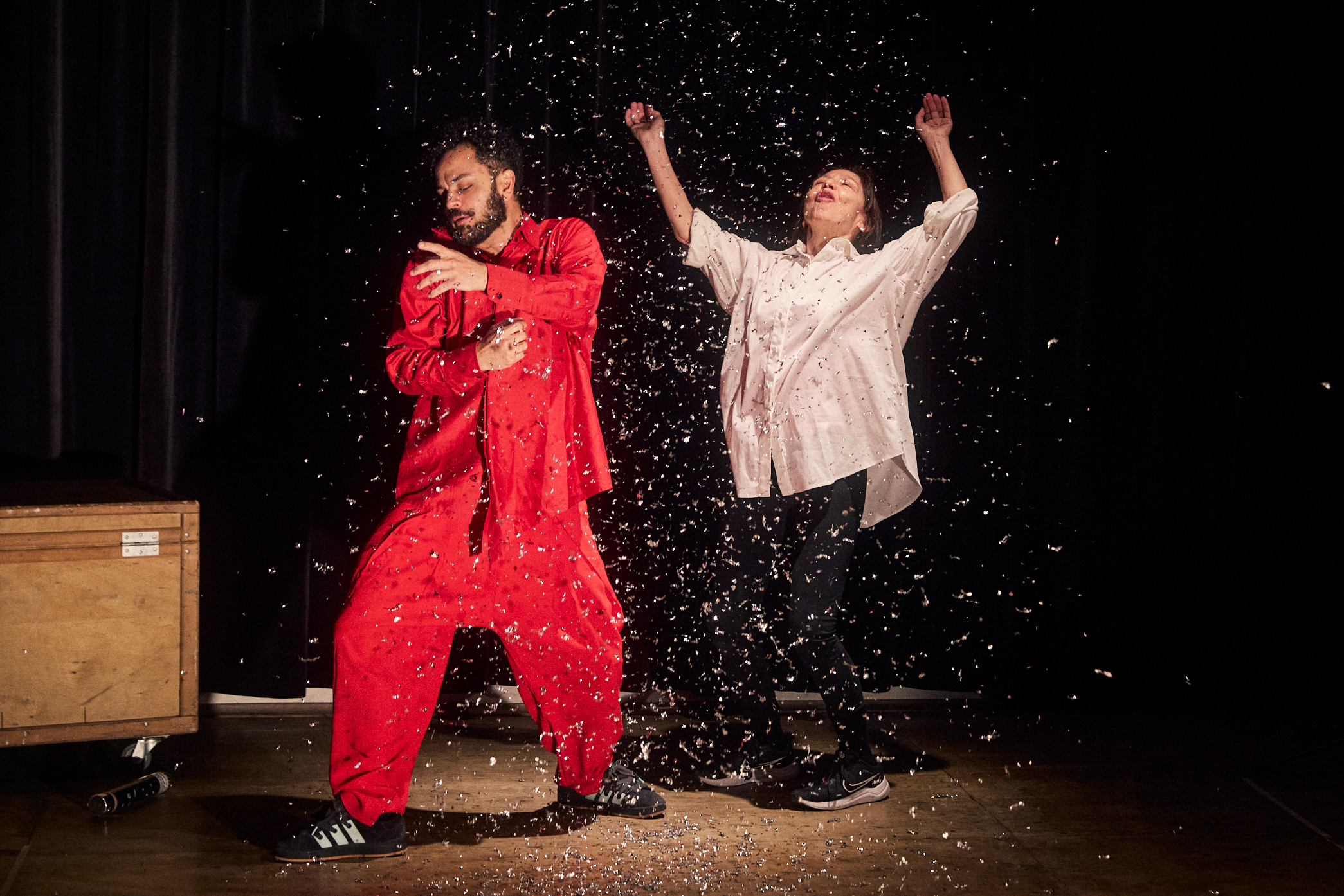 Espetáculo "História" encerra as comemorações dos 25 anos da Companhia Brasileira de Teatro