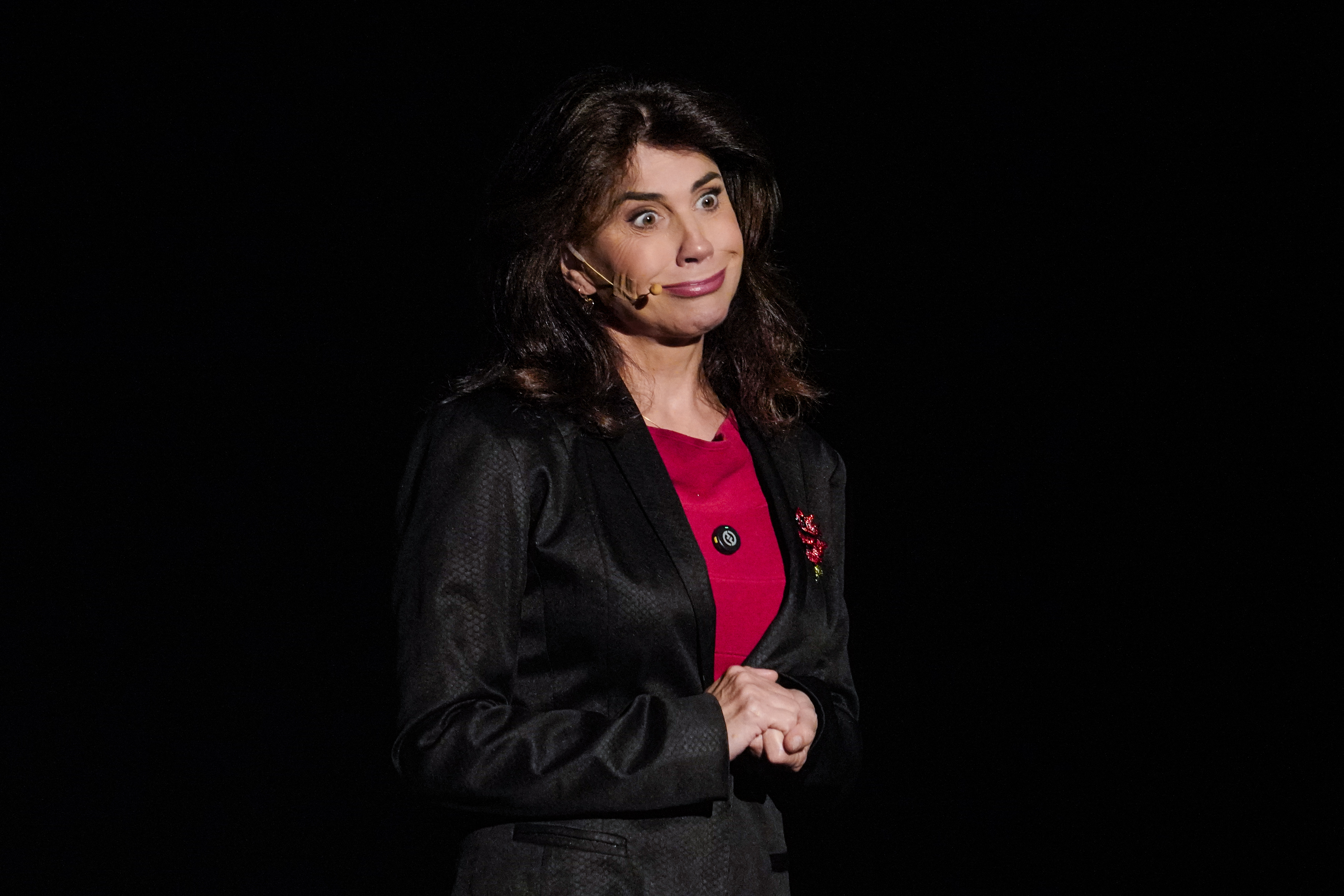 Comédia “Da Puberdade à Menopausa”, com Angela Dippe, tem apresentações no Guairinha