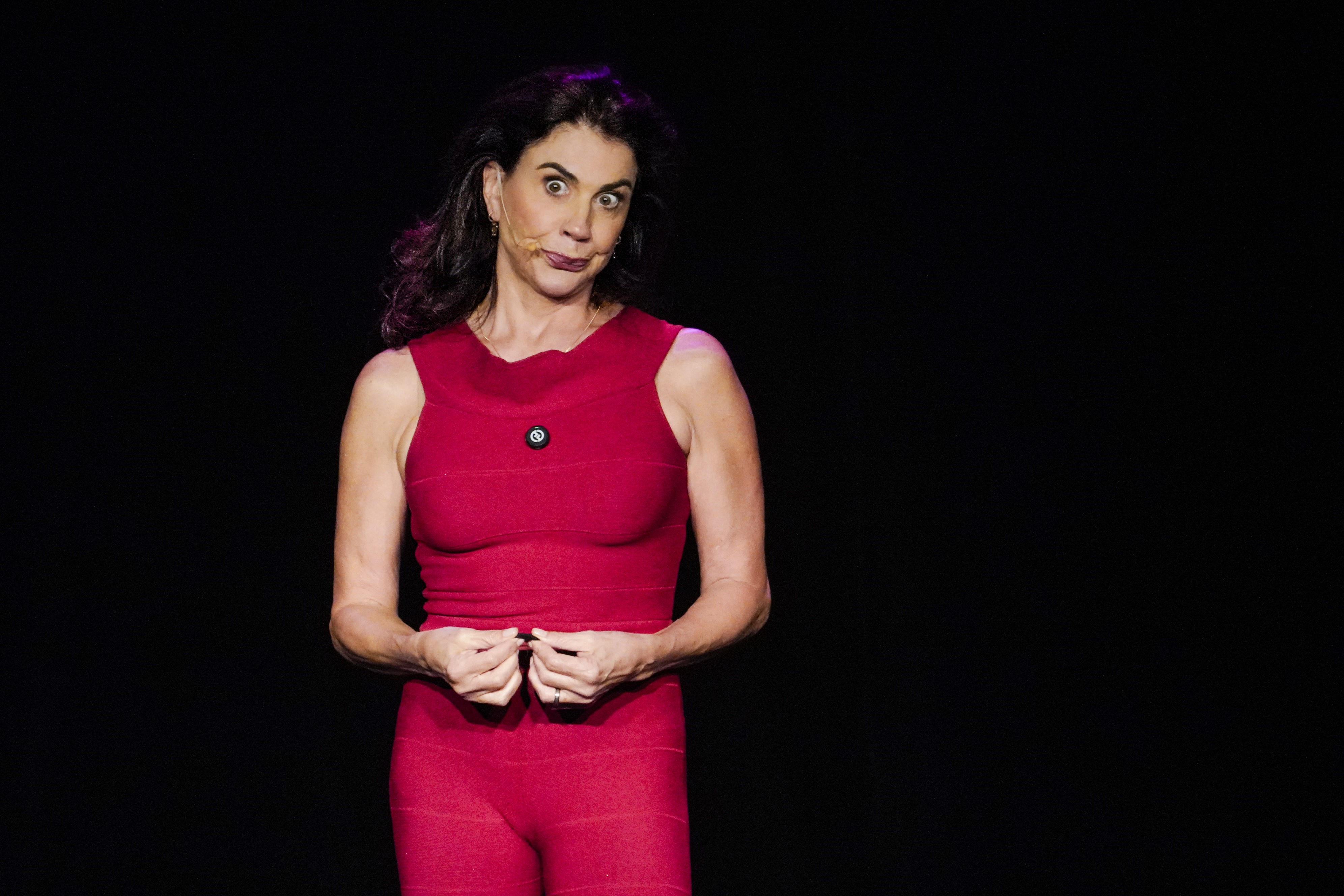 Comédia “Da Puberdade à Menopausa”, com Angela Dippe, tem apresentações no Guairinha