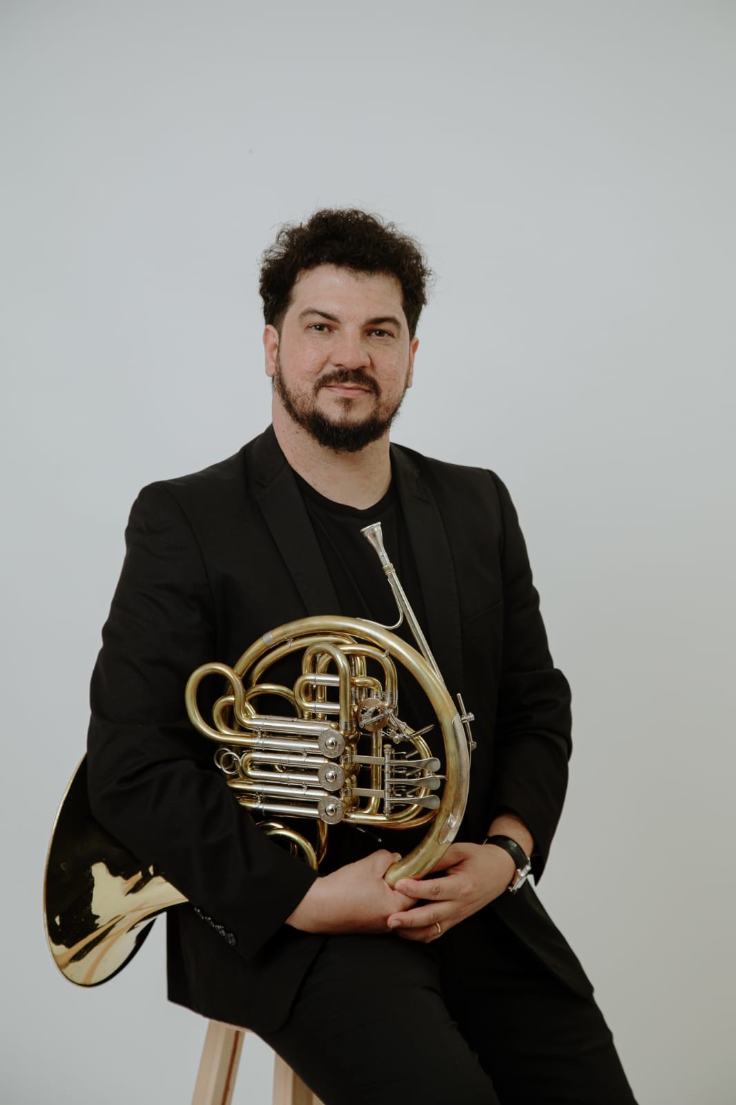 Orquestra Sinfônica do Paraná abre venda de ingressos para concerto com maestra britânica Catherine Larsen-Maguire