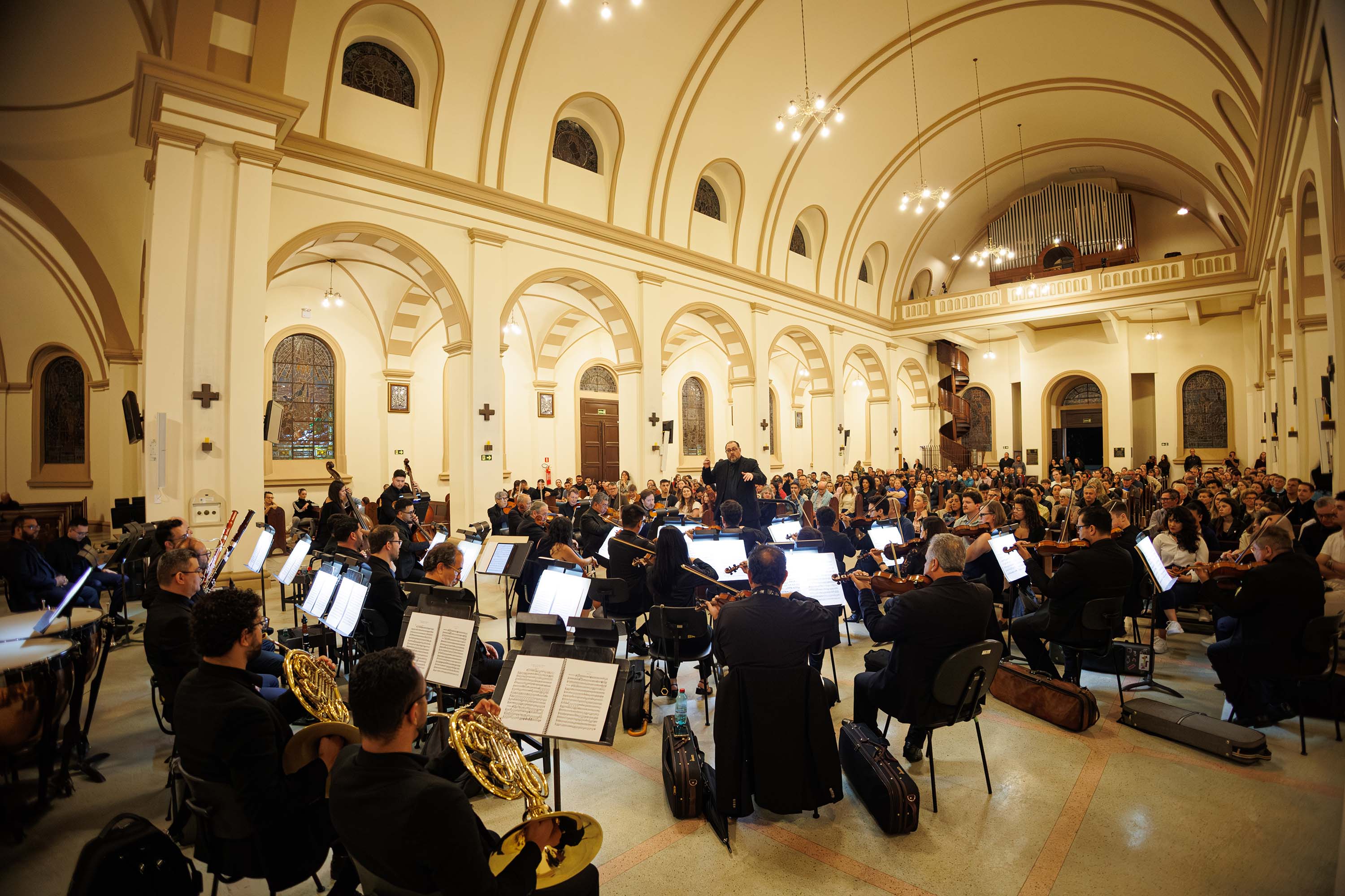 Orquestra Sinfônica do Paraná se apresenta gratuitamente na Lapa pelo projeto Guaíra para Todos