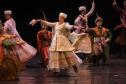 No Teatro Guaíra, em Curitiba, pela primeira vez no Brasil, a Companhia Nacional de Canto e Dança Śląsk, da Polônia, se apresentou ao lado do Balé Teatro Guaíra e do Grupo Polônes do Paraná Wisła. 