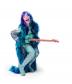 Baby em ensaio fotográfico com figurino de shows em roxo e turquesa
