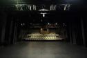 Palco e plateia no Teatro José Maria Santos