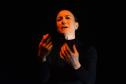 Patricia Reis Braga, em Ilíada canto 22, da Cia Iliadahomero de Teatro