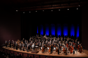 Orquestra Sinfônica do Paraná abre temporada 2025 no palco do auditório Bento Munhoz da Rocha 
