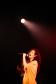 A cantora Thayana Barbosa encerra a temporada do projeto Toda Pele  no palco do Teatro José Maria Santos 