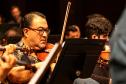 Fundada em 28 de maio de 1985, a Orquestra Sinfônica do Paraná comemora em 2025, quatro décadas de história, talento e emoção