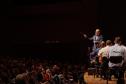 Orquestra Sinfônica do Paraná encanta plateia lotada com repertório dos Beatles no Guairão 