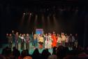 Estreia de espetáculo do G2 Cia. de Dança lota teatro e emociona o público