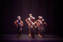 ALGO/RITMO: novo espetáculo da Escola de Dança Teatro Guaíra  lotou todas as sessões. 