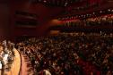 Orquestra Sinfônica do Paraná lota o Guairão em concerto matutino com a participação de pianista português