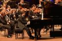 Orquestra Sinfônica do Paraná lota o Guairão em concerto matutino com a participação de pianista português