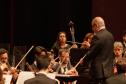 Orquestra Sinfônica do Paraná lota o Guairão em concerto matutino com a participação de pianista português