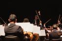 Emoção e despedida marcam concerto da Orquestra Sinfônica do Paraná que teve como tema a amizade