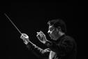 Orquestra Sinfônica do Paraná interpreta obras de Shostakovich e Elgas com convidados no Guairão
