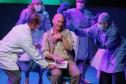 “Gregor” encerra temporada com sessões cheias no Teatro José Maria Santos