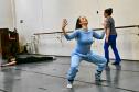 Teatro Guaíra oferece curso gratuito de técnicas corporais para artistas do movimento