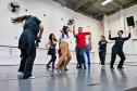 Teatro Guaíra oferece curso gratuito de técnicas corporais para artistas do movimento