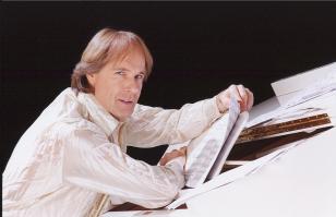 Richard Clayderman em seu piano