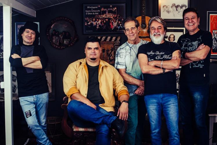 Blindagem realiza show no Guairão para alegria de fãs