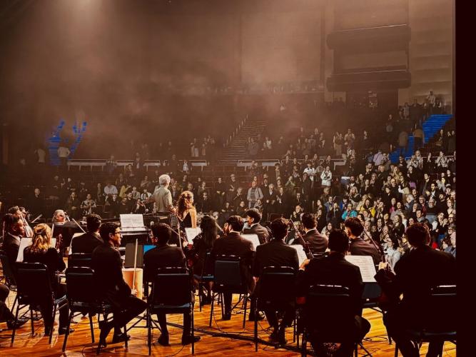 Clássicos do Cinema celebra 15 anos da Orquestra Cordas do Iguaçu no Guairão