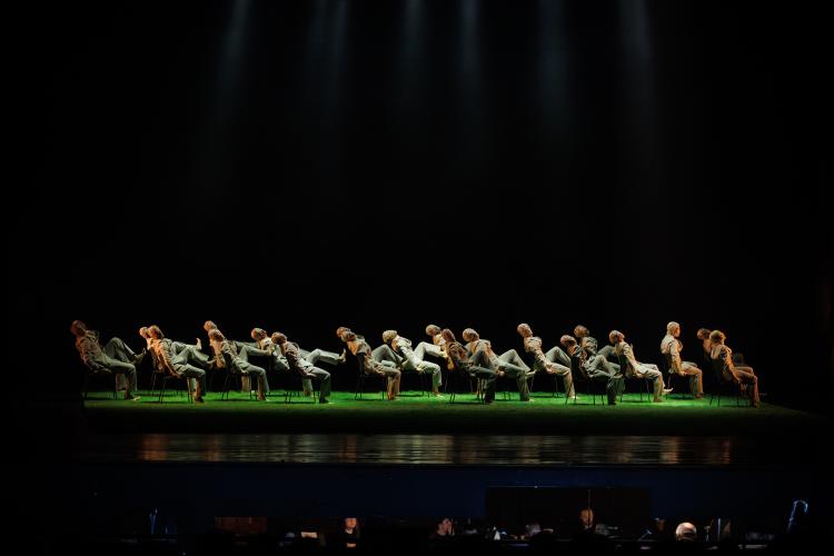 O Balé Teatro Guaíra abriu oficialmente sua temporada de apresentações de 2026 com “Tempo de Movimento”, que reuniu quase seis mil pessoas.