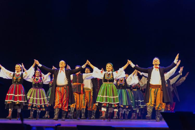 festival folclorico