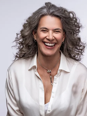SIMONE EM NOVO SHOW, “QUE MULHER É ESSA?!”