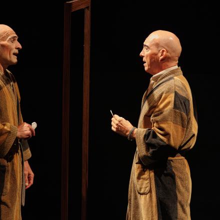 Estreia de espetáculo do G2 Cia. de Dança lota teatro e emociona o público