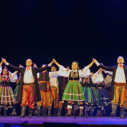 festival folclorico