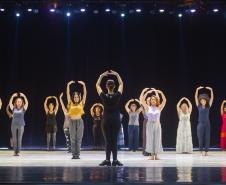 Aula de dança - dia internacional das mulheres 2023