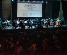 Concerto didático em Pinhais para rede municipal