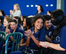 Grupo de dança EDTG se apresenta em escolas