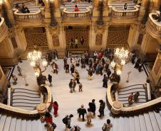 Visita do governador e comitiva da Cultura em Paris, na França